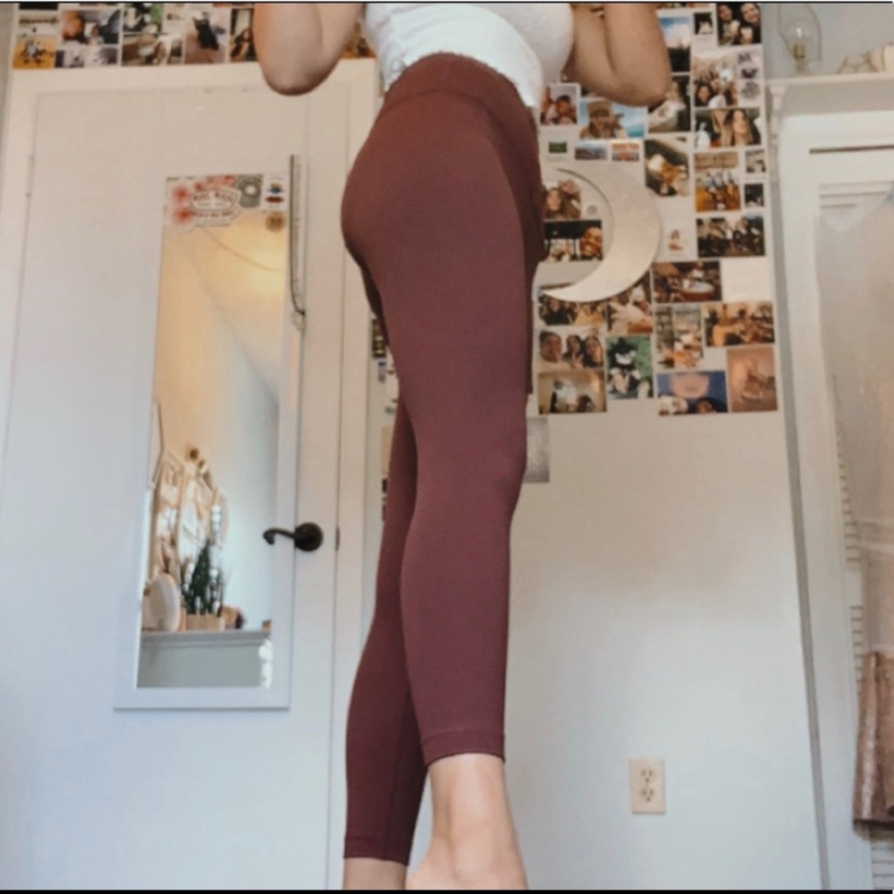 maroon leggings